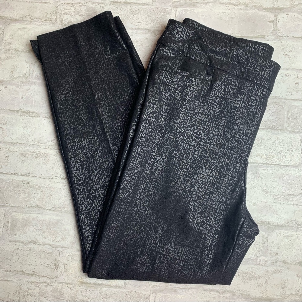 Chico's Black Metallic Cropped Ankle Pants